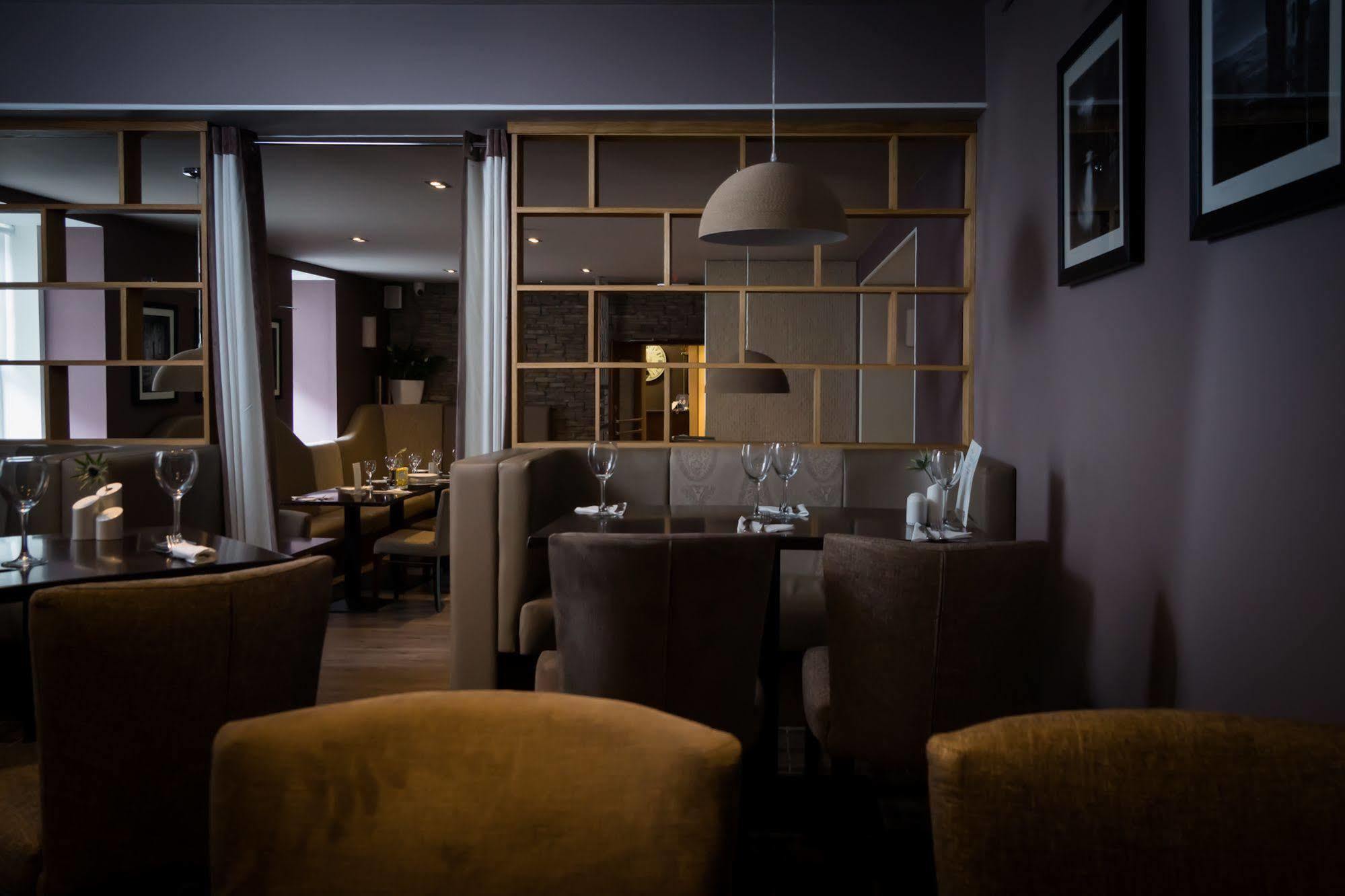 The Fairburn Hotel Mauchline 외부 사진